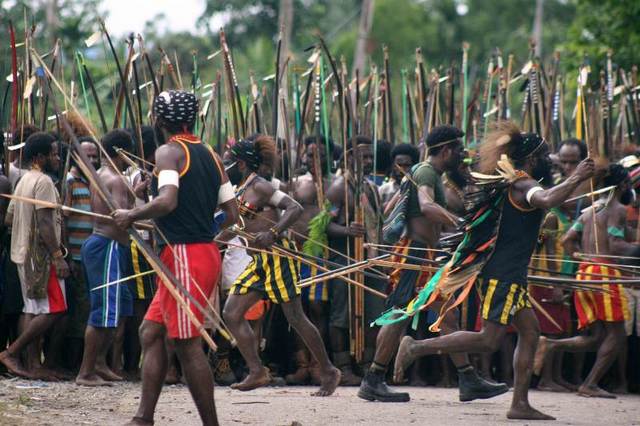 Plemenski rat lukovima i strijelama