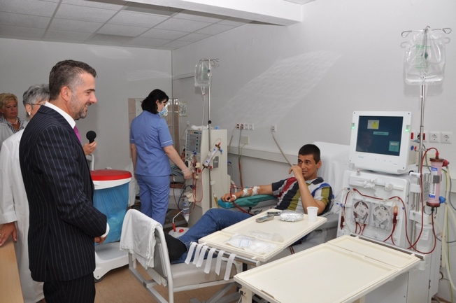 Luka Rajić donirao 100.000 KM Centru za hemodijalizu Opšte bolnice Konjic Luka Rajić donirao 100.000 KM Centru za hemodijalizu Opšte bolnice Konjic