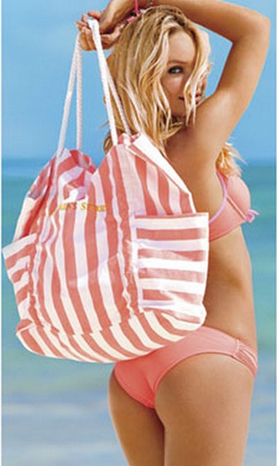 Ovog ljeta u trendu su predimenzionirane torbe za pla