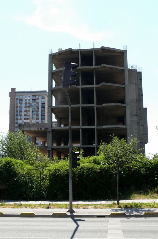 nedovr&scaron;eno zdanje na Pofalićima