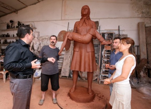 Spomenik genocida u Srebrenici izgrađen u Izmiru/ Foto: Anadolija