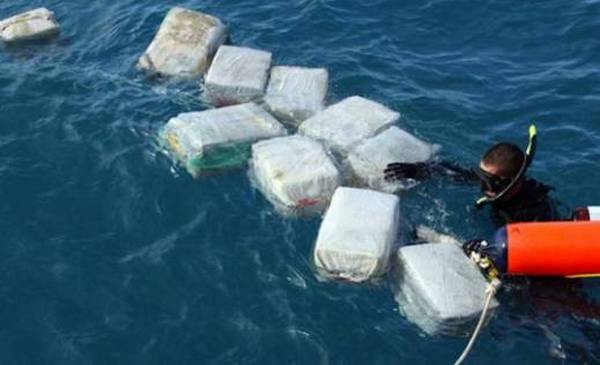 Sru&scaron;io se avion sa 600 kg kokaina