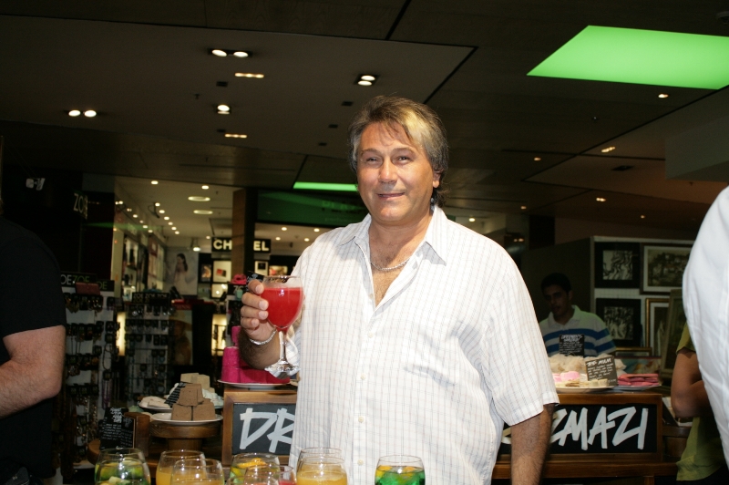 Lush kampanja za pomoć psima Lush kampanja za pomoć psima