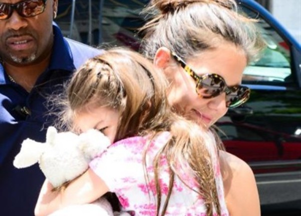 Katie Holmes s kćerkicom Suri