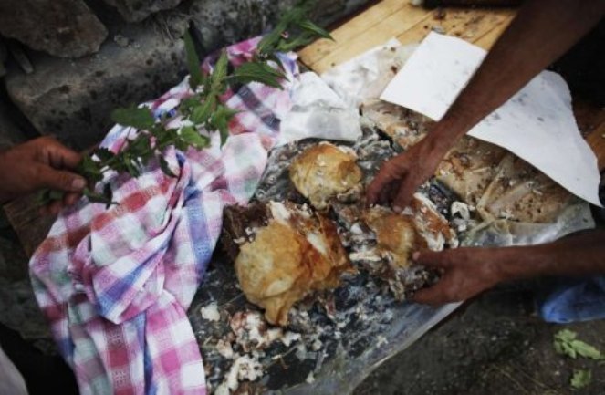 Slobodan Radaković i Nedžad Begović u Srebrenici otvorili kafanu