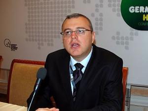 Erhan Turbedar Erhan Turbedar