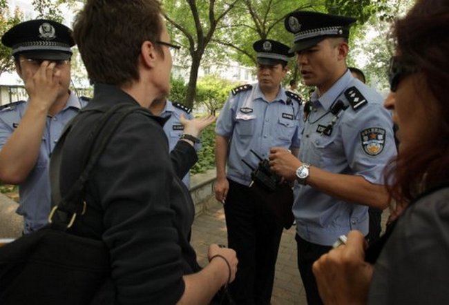 Tinejdžer nožem ubio devet osoba