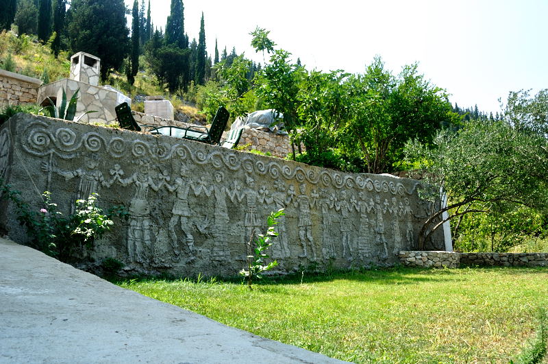 MAKOVA HIZA MAKOVA HIZA