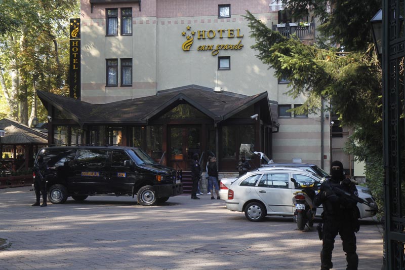 SIPA pretresa hotel Casa Grande, foto: DEPO Portal