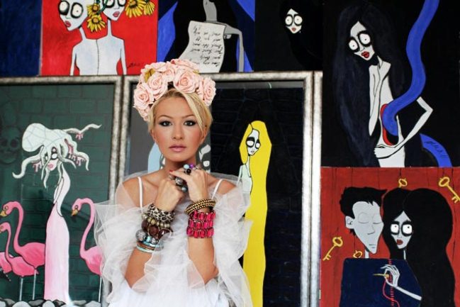 azra stilic naslovna