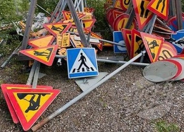 saobraćajni znakovi