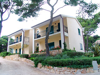 apartmani Ruzmarin u Rogoznici