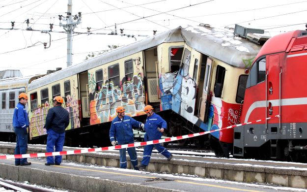 Sudar vozova u Sloveniji Sudar vozova u Sloveniji