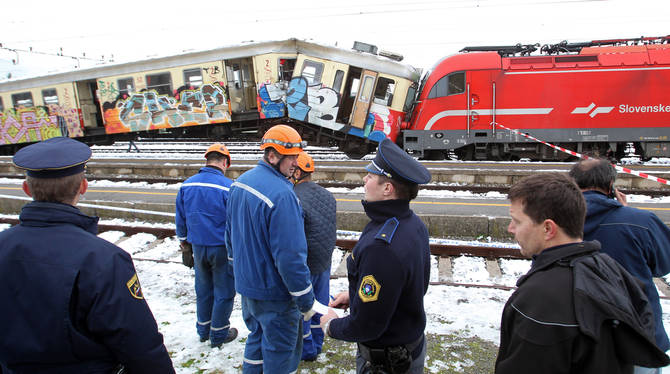 Sudar vozova u Sloveniji Sudar vozova u Sloveniji