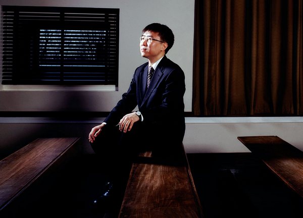 Ha-Joon Chang1