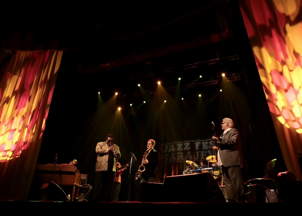 miles smiles u sarajevu miles smiles u sarajevu