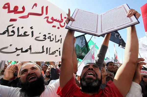 Egipćani traže uvođenje šerijata Egipćani traže uvođenje šerijata