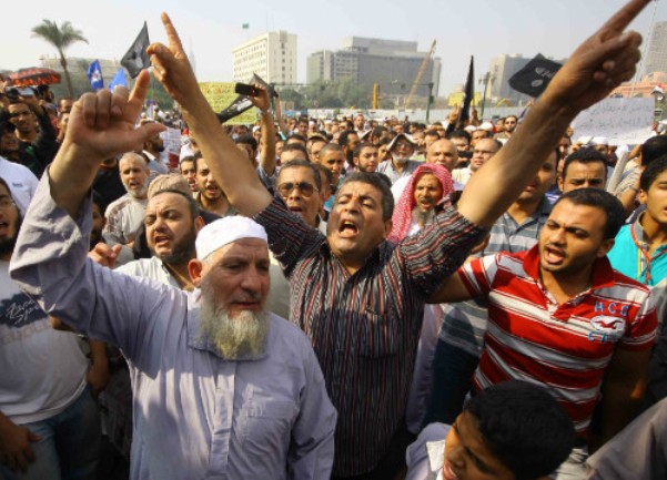 Egipćani traže uvođenje šerijata Egipćani traže uvođenje šerijata