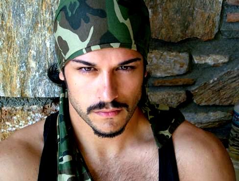 Burak Özçivit Burak Özçivit