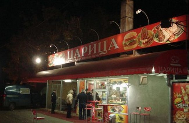 Niš - Ubistvo ispred čevabdžinice Carica Niš - Ubistvo ispred čevabdžinice Carica