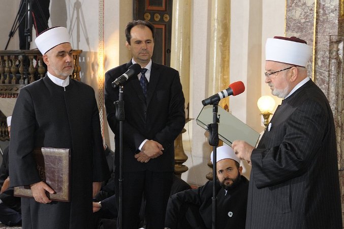 dodjela Mensure reisu-l-ulemi mr. Huseinu ef. Kavazovicu dodjela Mensure reisu-l-ulemi mr. Huseinu ef. Kavazovicu