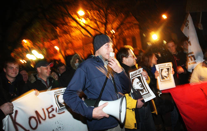 Neredi u Mariboru, foto: DELO