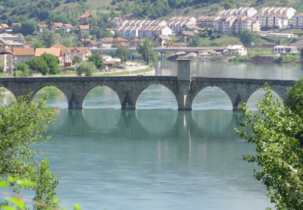BiH i Srbija će zajedno štititi višegradski most BiH i Srbija će zajedno štititi višegradski most