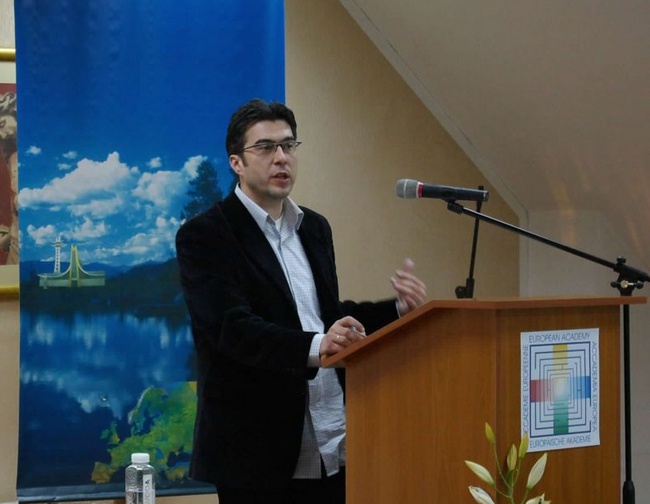 Dino Abazović Dino Abazović