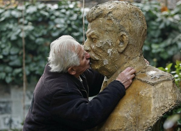 statua Staljina - Gruzija statua Staljina - Gruzija
