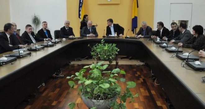 Vlada FBiH žestoko uzvratila na izvještaj CCI-a: Prestanite lagati javnost!!!