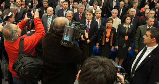 Kongres Demokratske fronte danas u Sarajevu