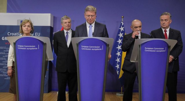 Potpisan ugovor Hrvatska-BiH Potpisan ugovor Hrvatska-BiH