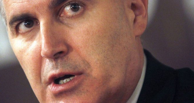 Oni koji su blokirali zakone sada peru ruke