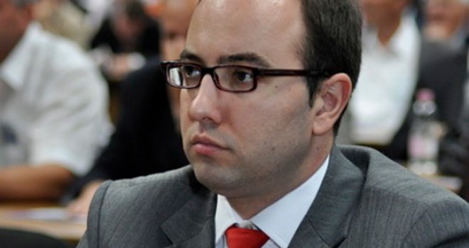 Neopravdan je prijedlog za povećanje troškova studiranja u Sarajevu!