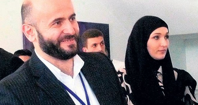 Muftija Zukorlić zamrznuo funkciju zbog politike