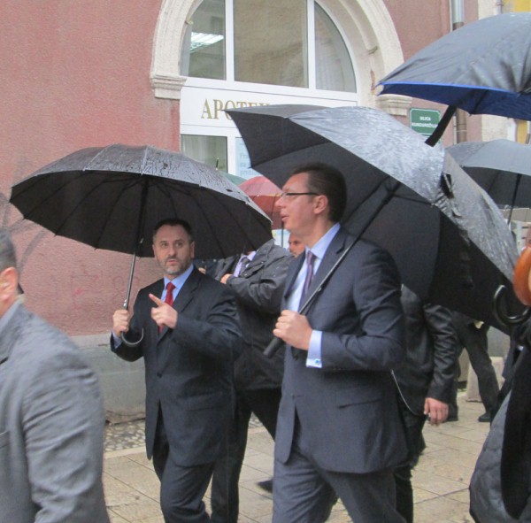 vucic u setnji bascarsijom