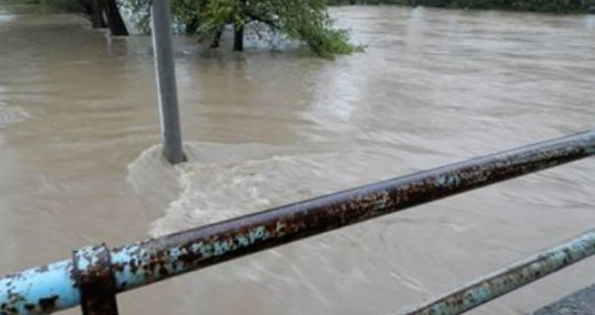 Upozorenje: Na snazi vanredno hidrološko stanje, porast vodostaja na slivovima Une, Sane, Vrbasa i Bosne 