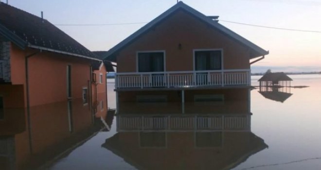 Poljopriveda u BiH uništena, prijete nam nestašice i poskupljenja?