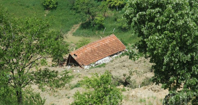 Onima koji su ostali bez domova ustupit će se besplatno zemljište