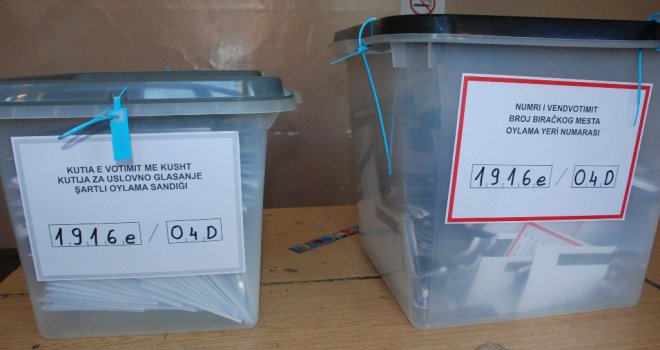 Thacijeva PDK u vodstvu, počelo slavlje na ulicama