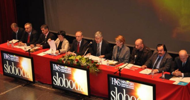 U Mostaru potpisana koalicija hrvatskih stranaka koje će zajedno izaći na izbore