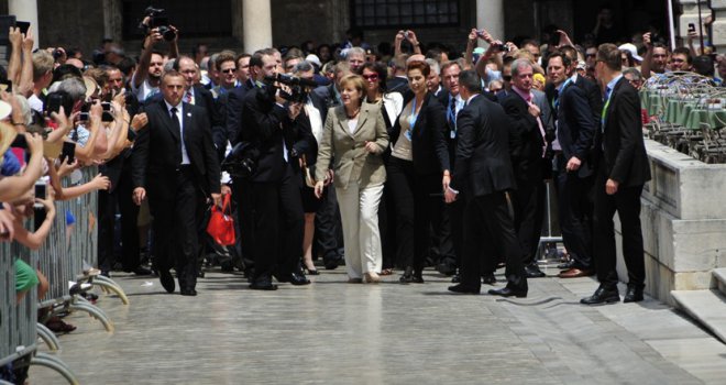  Angela Merkel: Ljudima u BiH treba pokazati da im je budućnost u EU
