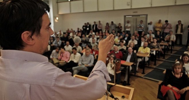 Šta činiti do oktobra: U Tuzli promovirana izborna strategija SDP-a