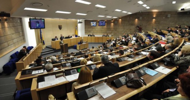 Klub Hrvata donio odluku o vitalnom nacionalnom interesu u slučaju Prijedloga zakona o koncesijama