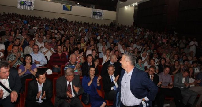 Ovako više ne može, SBB će uz imovinske tražiti i familijarne kartone