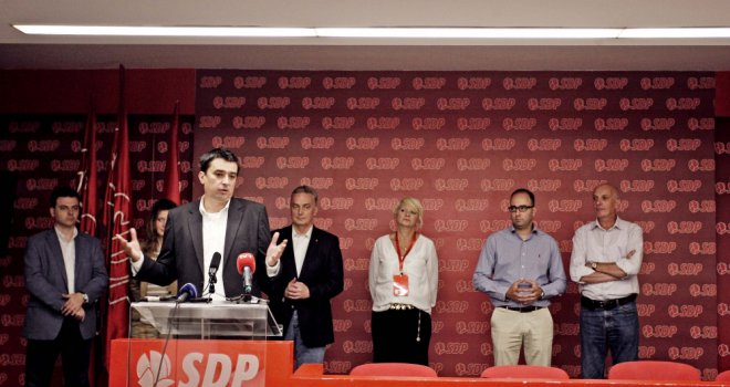 SDP-e se u ovoj predizbornoj kampanji neće reklamirati, već novac donirati stanovništvu u poplavljenim područjima