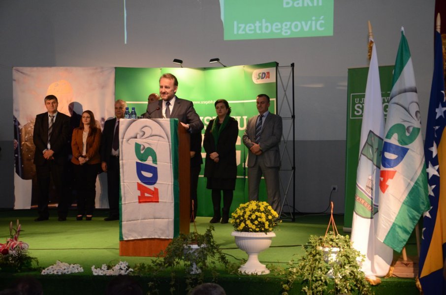 bakir-izetbegovic-u-kalesiji