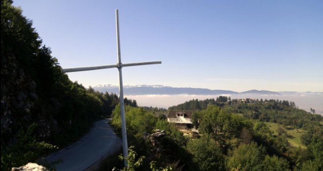 Uskoro će biti poznata sudbina krsta na Zlatištu: Na sjednici 14. novembra odluka o eventualnom rušenju