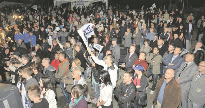Velika podrška građana vladama EU, SAD, Njemačke, Austrije...