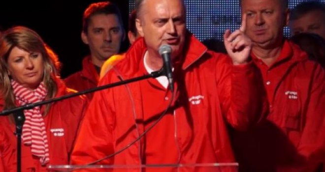 Lagumdžija: Ostajem kao najvažniji čovjek SDP-a... Pa zar će biti neko važniji od mene?!